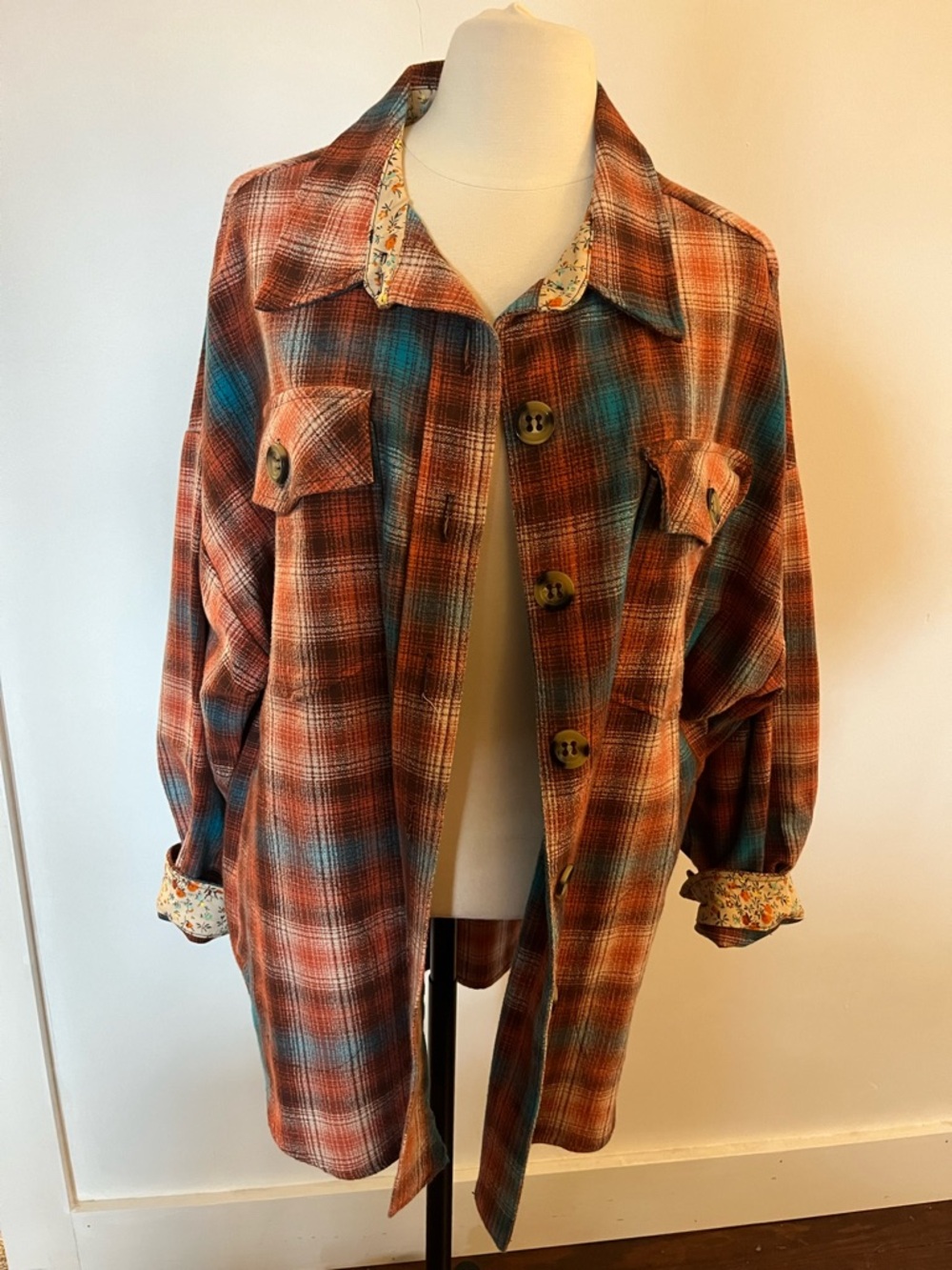 ivy jane Plaid Button-Front Shirt Jacket in Rust and Teal